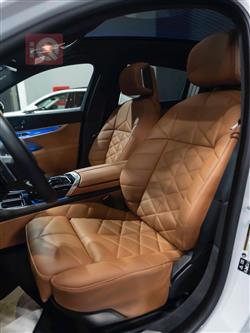 بي ام دبليو الفئة 7